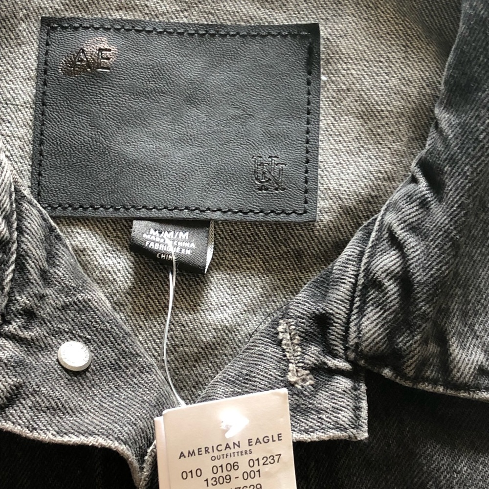 American Eagle x Urban Necessities Black Denim Jacket - Picture 3 of 6